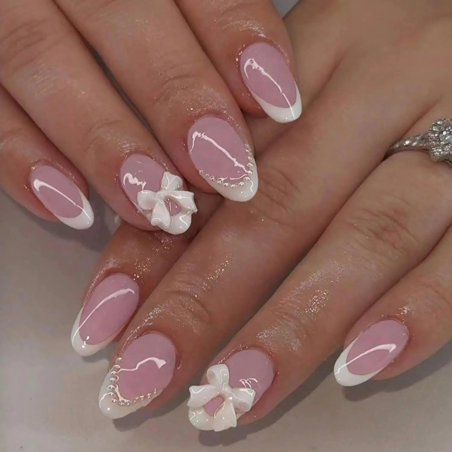 Short Press On Naila Almond Fake Nails French Tip Nails Press Ons With Bow Designs Acrylic Nails Full Cover Glue On Nails Glossy False Nails Nude Pink Reuseable Stick On Nails For Women